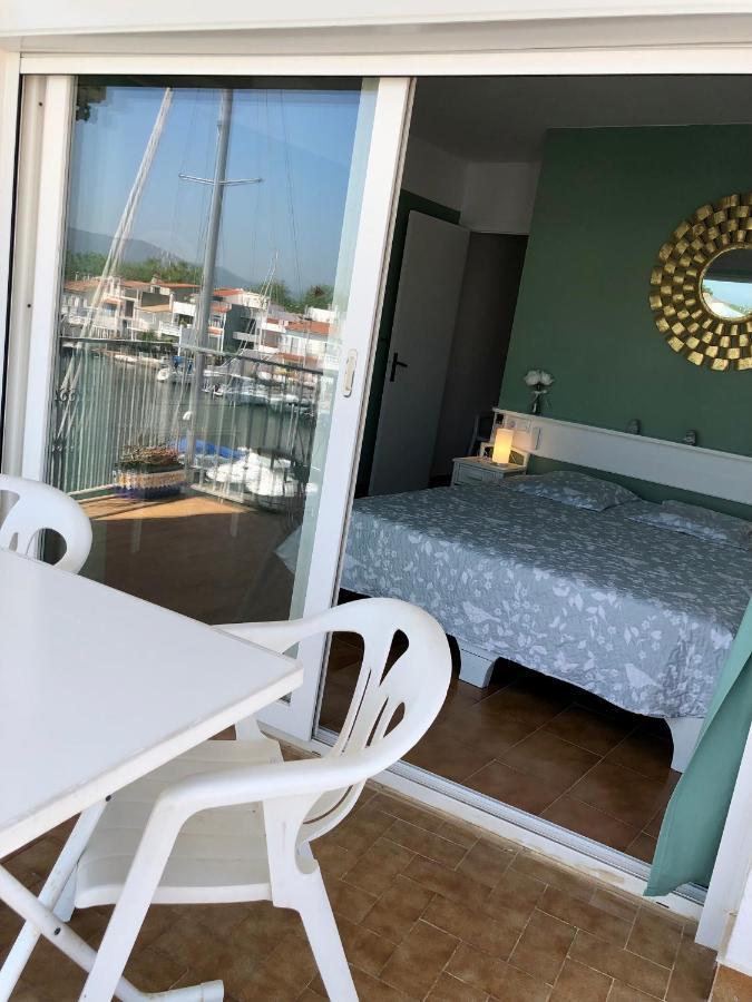 Appartement 80 M2,Port Rhodes D-2 Chambres, Terrasse Panoramique, Vue Sur Le Canal Principal D'Empuriabrava Exterior foto